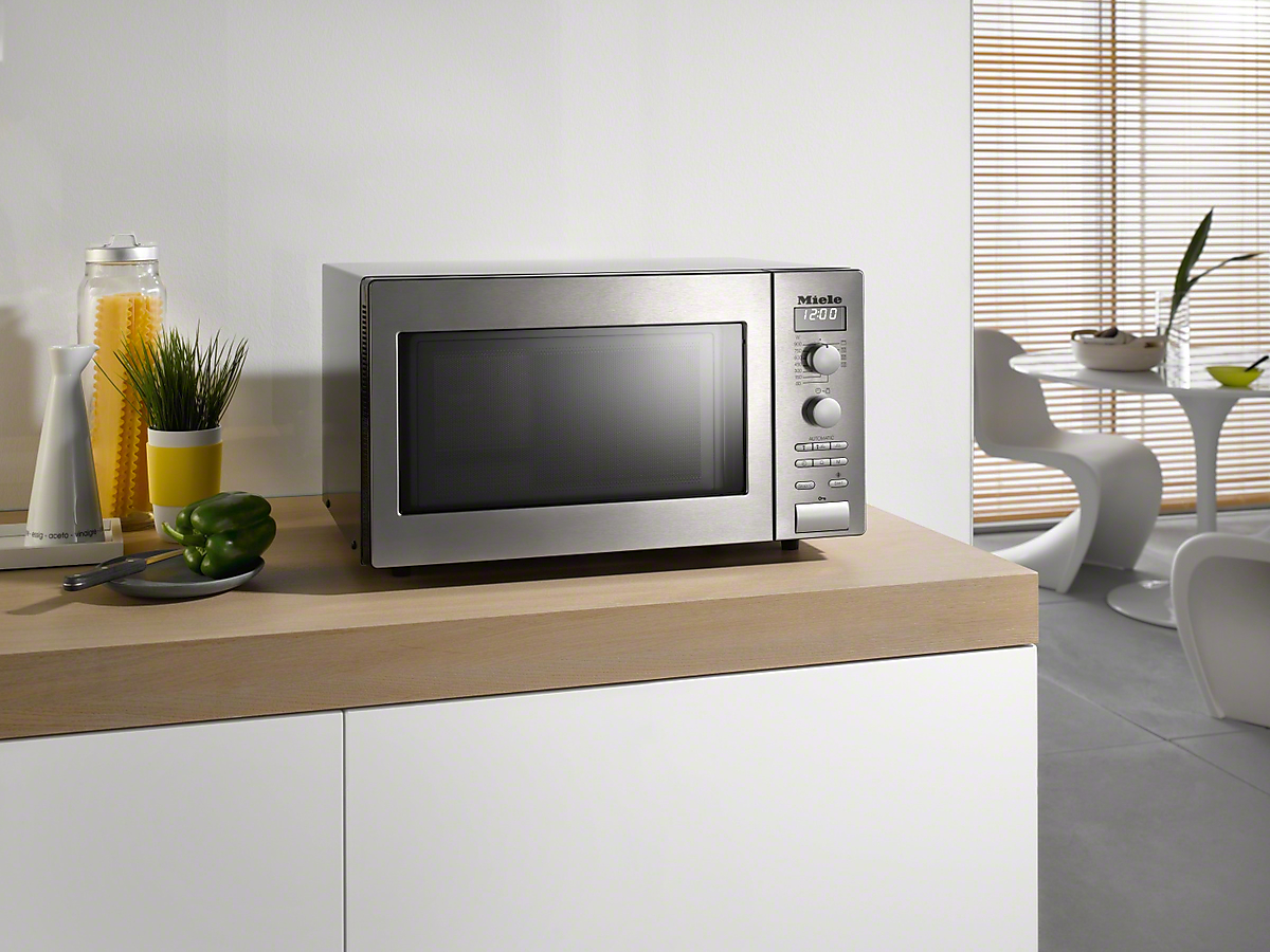 MIELE M6012CS vrijstaande microgolfoven met grill - 30cm