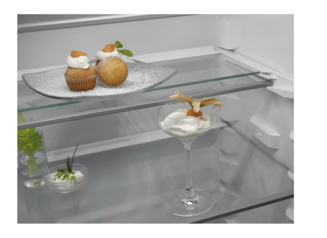 ELECTROLUX ENG7TD18S 700 koel-/vriescombinatie - 177cm