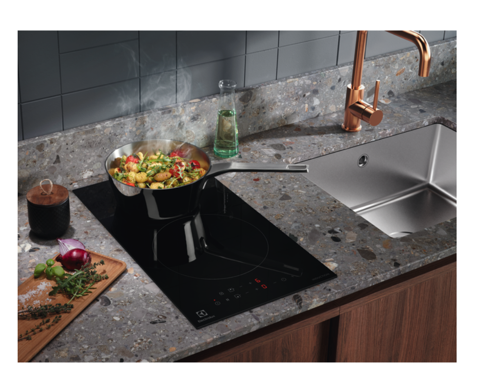 ELECTROLUX LIT30230C 300 domino