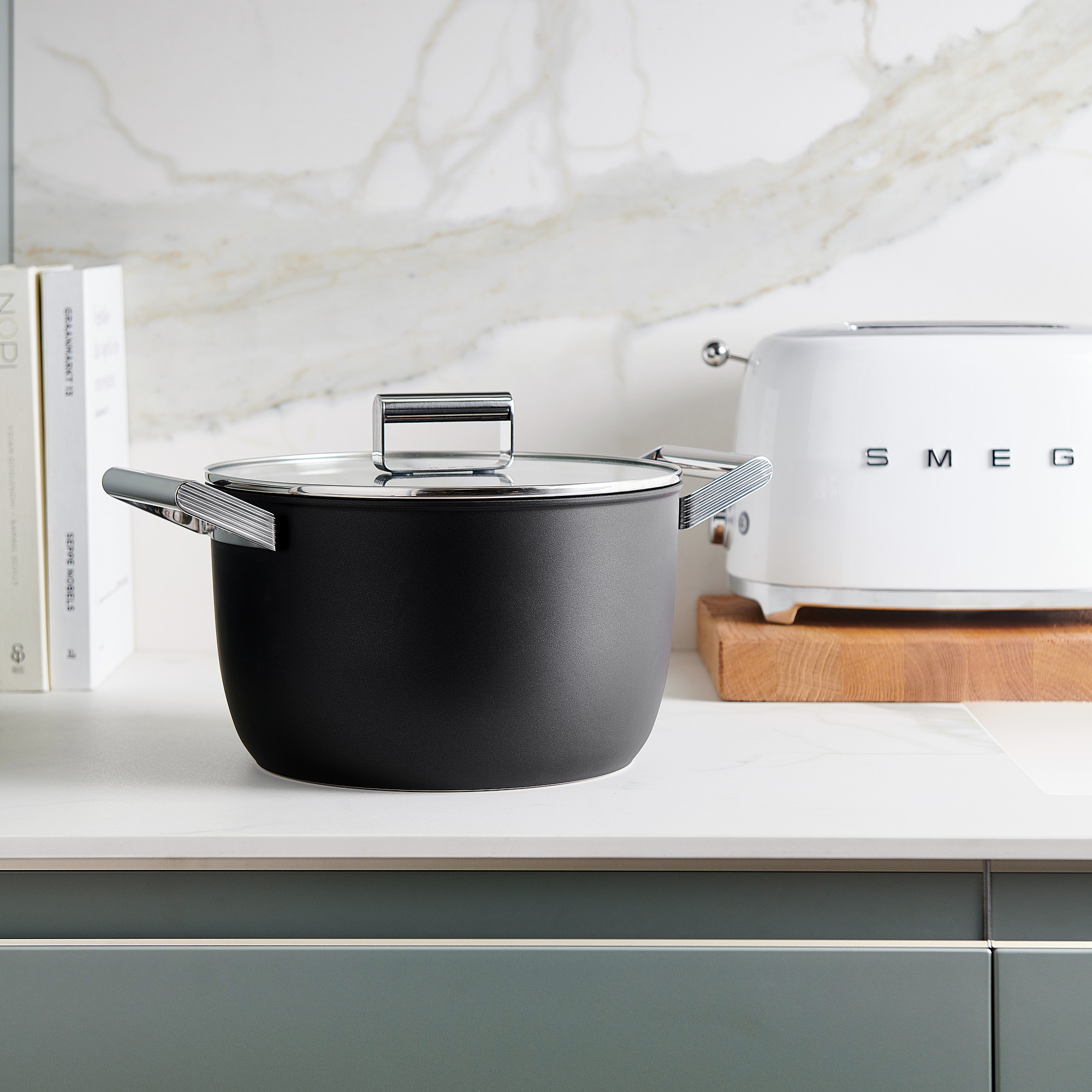 SMEG CKFC2611BLM kookpot met deksel